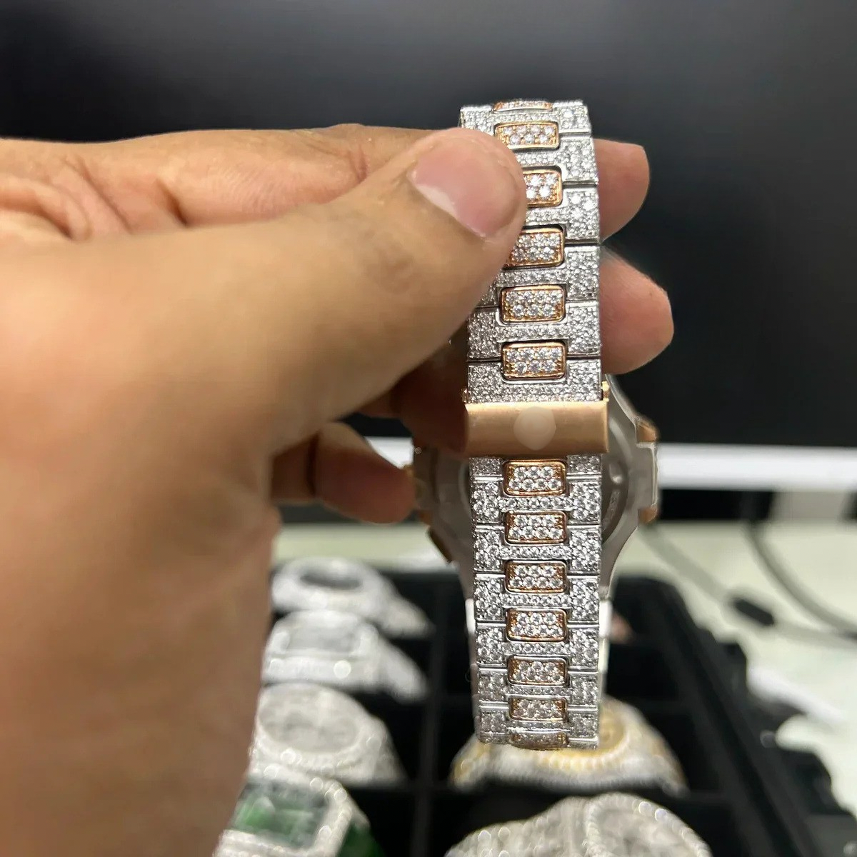 Moissanite Generic Watch Supplier
