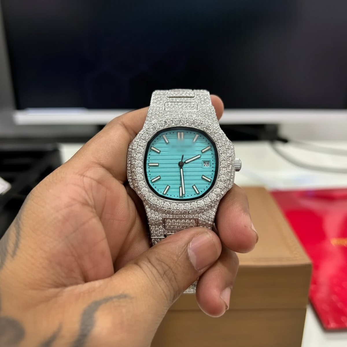 Moissanite Generic Watch Supplier
