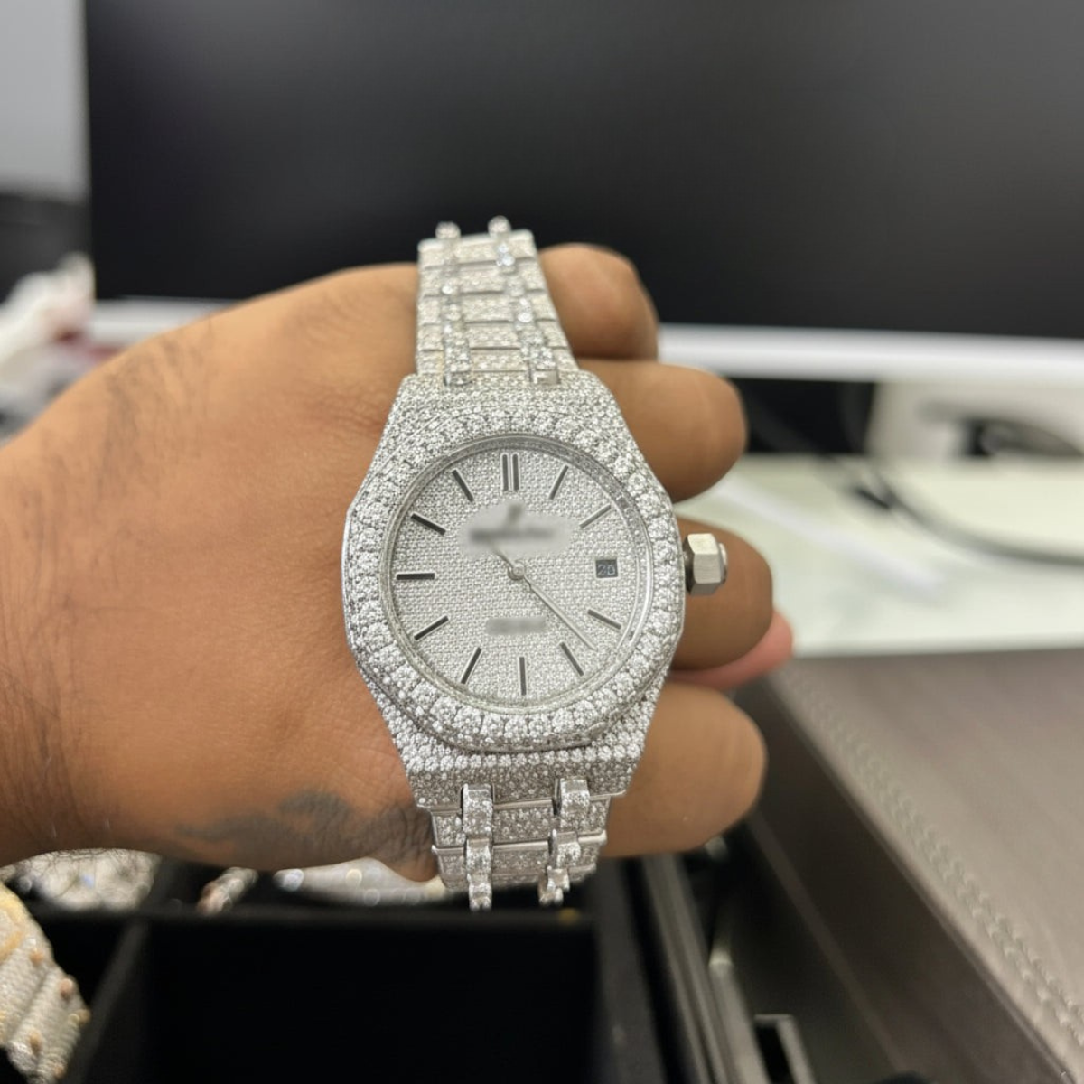 Moissanite Generic Watch Supplier
