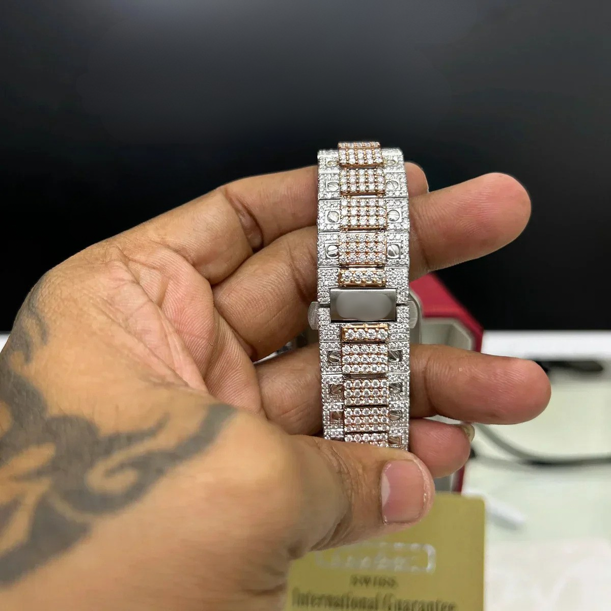 Moissanite Generic Watch Supplier