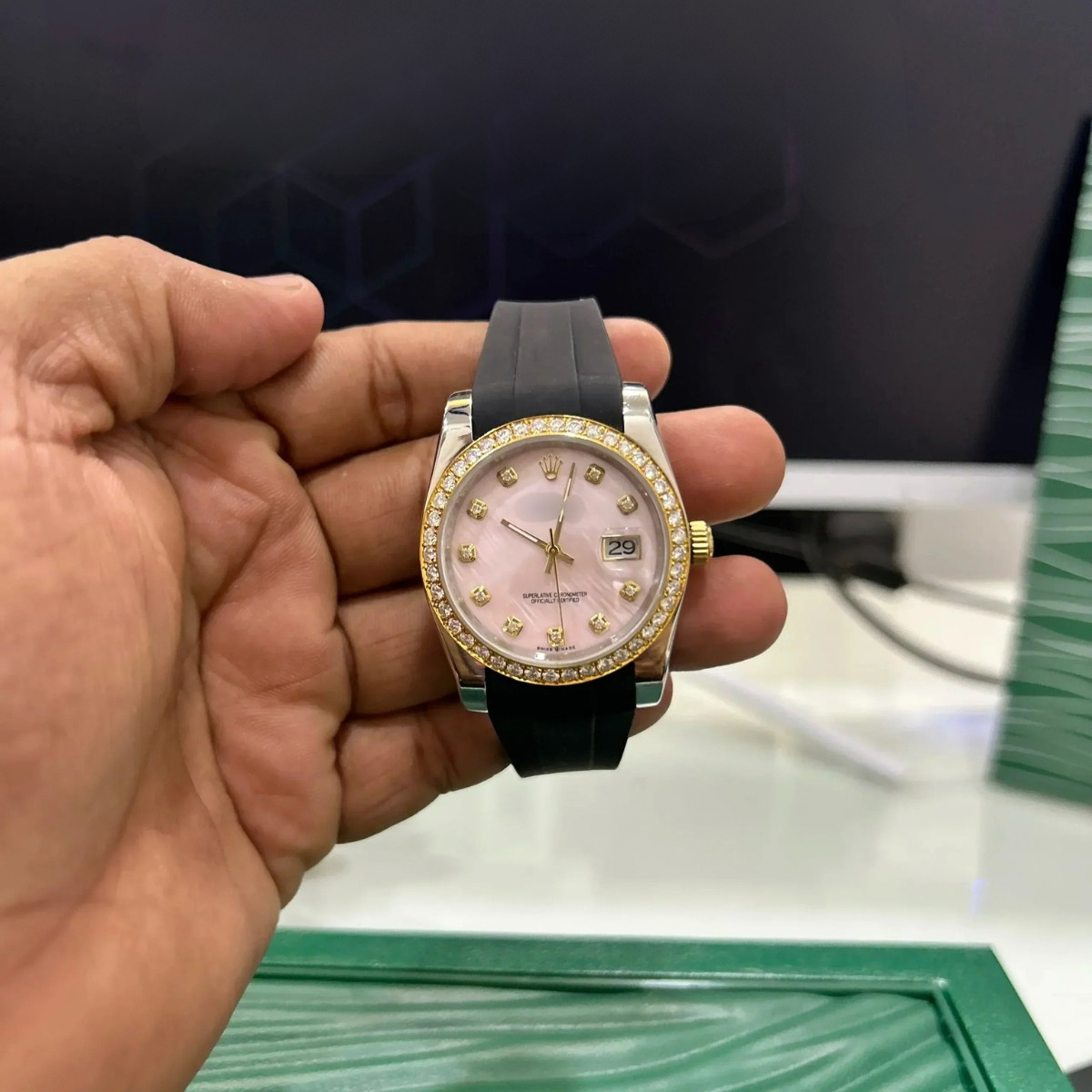 Moissanite Generic Watch Supplier